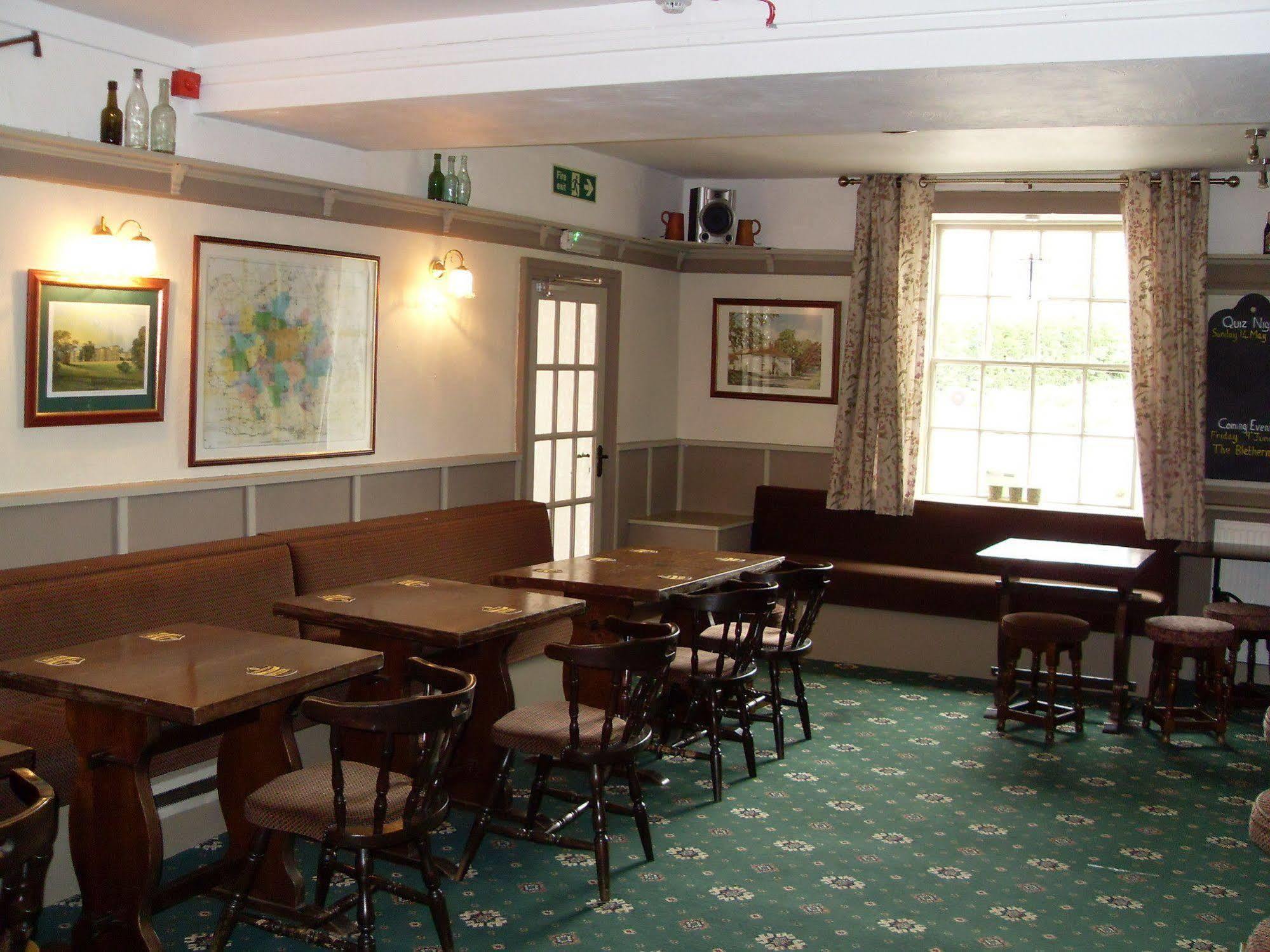 The Greyhound Inn Бедейл Экстерьер фото