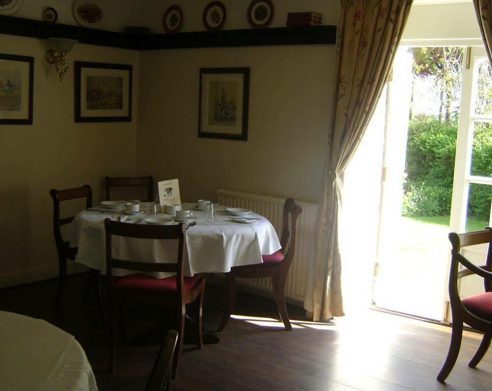The Greyhound Inn Бедейл Экстерьер фото